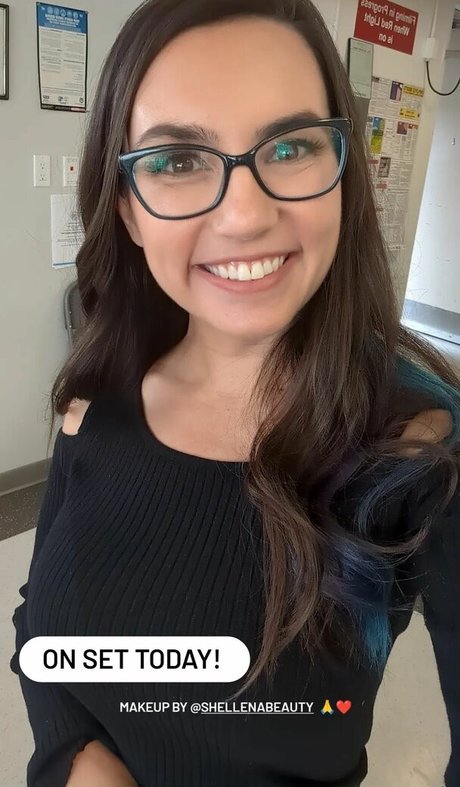 大きな白いチンポ OnlyFans ポルノ 写真