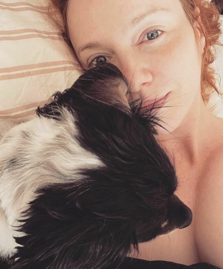 Christina Hendricks アートスター 画像