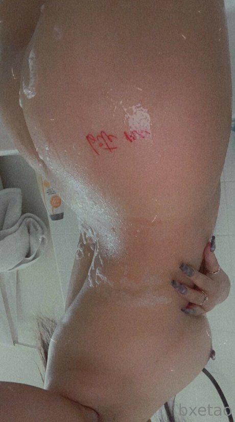 ゲイのラフなOnlyFans 美しい裸 画像