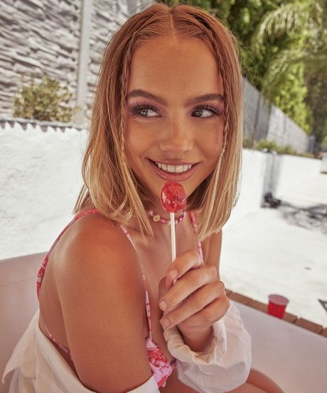 Emma Brooks 高品質女優 ギャラリー