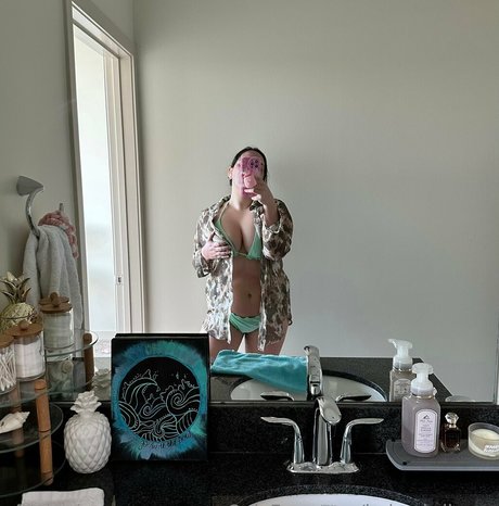 ブロンドヨガOnlyFans xxx ギャラリー