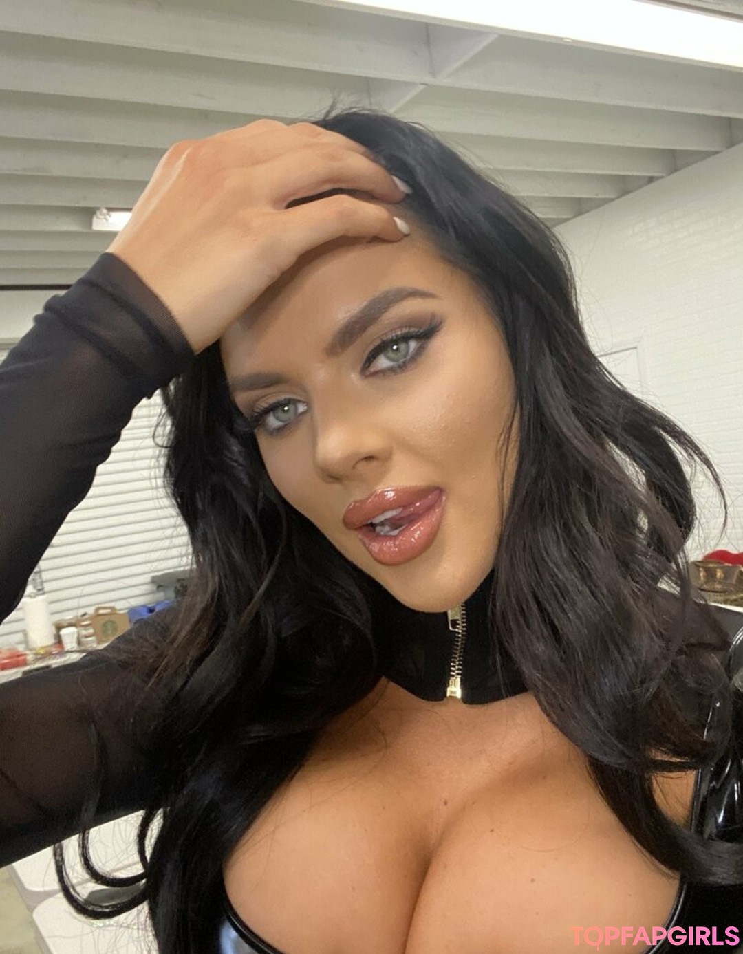 kelsie アート女優 写真