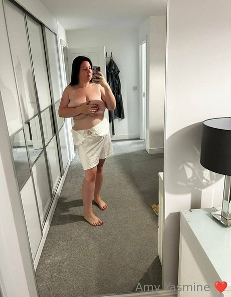 アジア人のアナルオンリーファン アートポルノ 写真