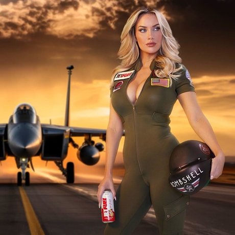 かわいい赤毛のOnlyFans エロチック 写真