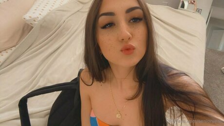 アマチュアペッギングOnlyFans ヌード 写真