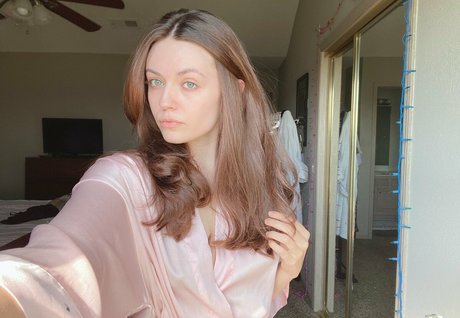 日焼けしたOnlyFans ヌード 写真