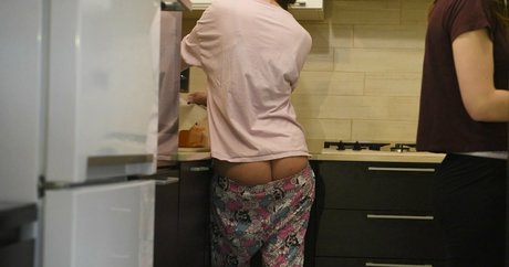 手袋onlyfans セクシー裸 ギャラリー