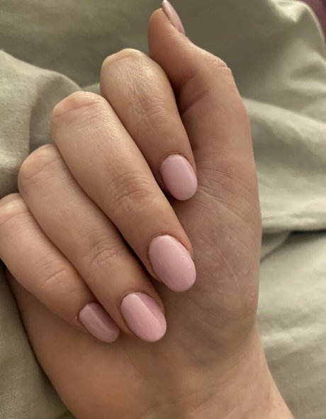 痩せた金髪の熟女OnlyFans アートポルノ 画像