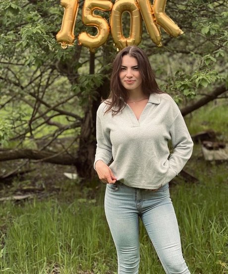 巨乳 射精 OnlyFans アート裸 写真