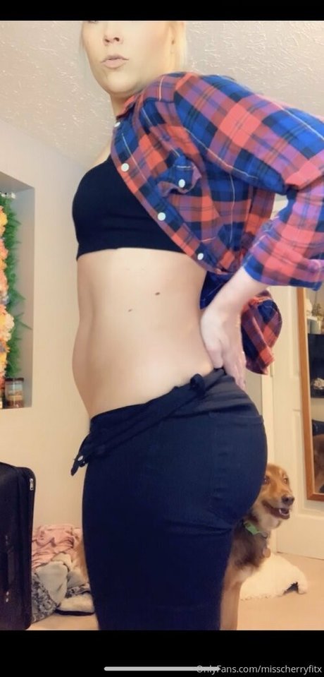 misscherryfitx 完璧なスター 写真