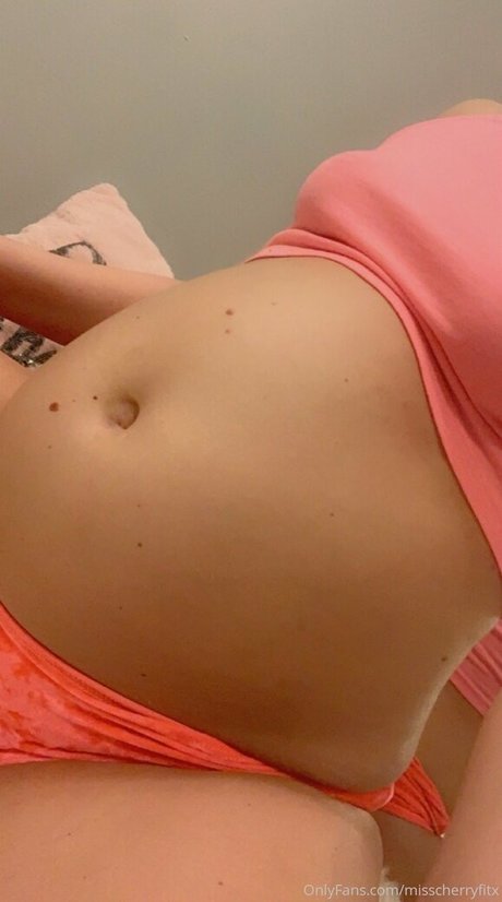 misscherryfitx 高品質のスター 写真