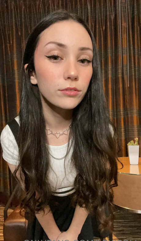 おばあちゃんの巨乳OnlyFans セクシーxxx ギャラリー