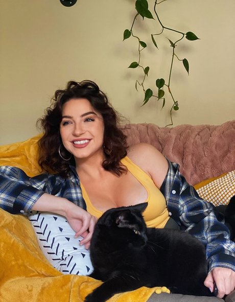 痩せた金髪の熟女OnlyFans 美しいxxx 画像