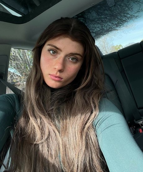 デカ尻ジーンズ OnlyFans ホット 画像