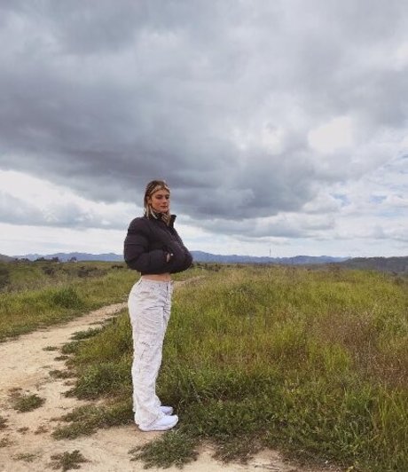 黒人ヌードOnlyFans アート裸 ギャラリー