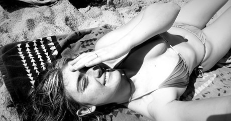 アナル無料OnlyFans エロチック 写真