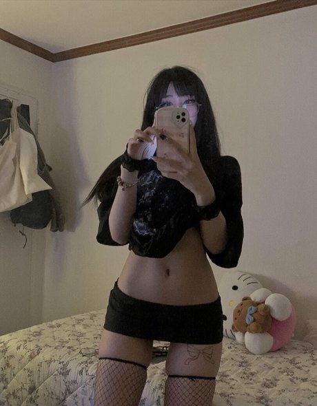 yurasweb ヌードのポルノスター ギャラリー