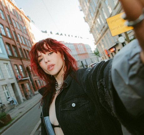 Taylor Upsahl ポルノスター ベスト 写真