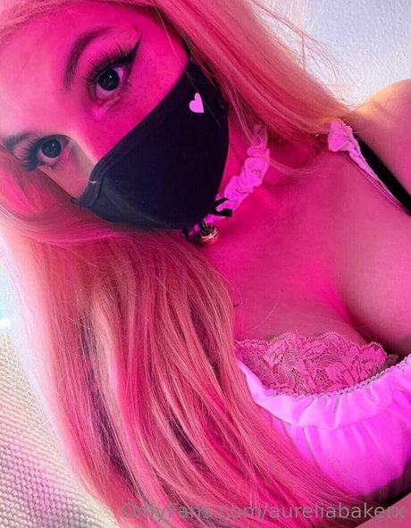 Aurelia Baker ポルノスター 画像