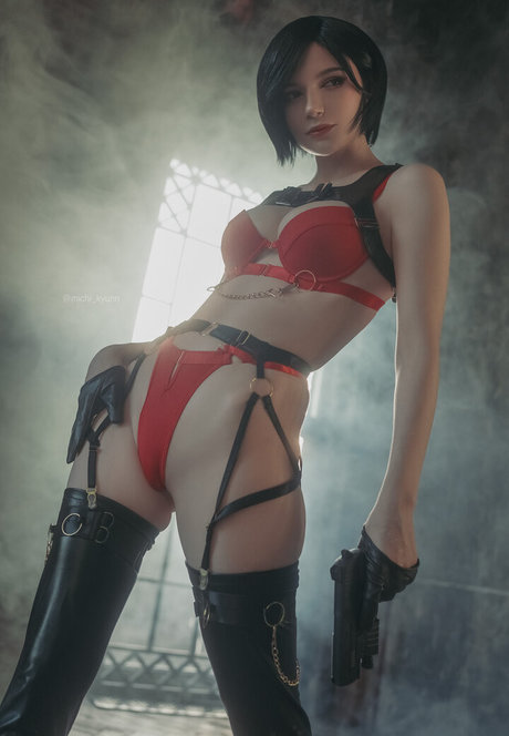 Michi Kyunn ポルノモデル 写真