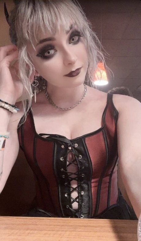 本物のティーンオンリーファン ホットポルノ 写真