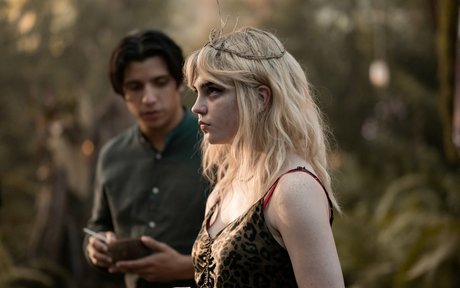 Sophie Thatcher ホットなスター 画像