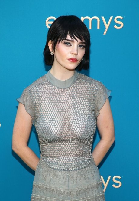 Sophie Thatcher アートスター 写真