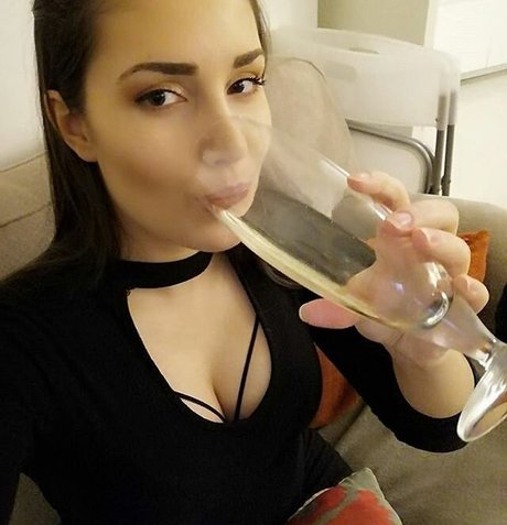 yabbe トップ女優 画像