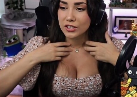 yabbe トップモデル 写真