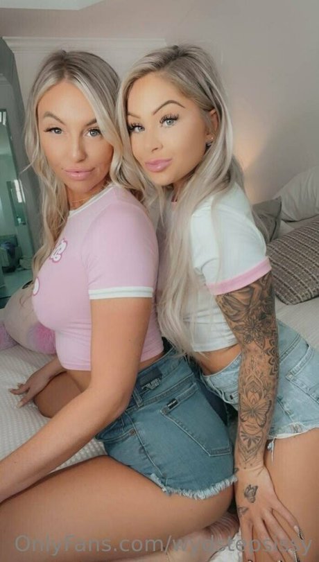 双子のOnlyFans 無料セックス 写真