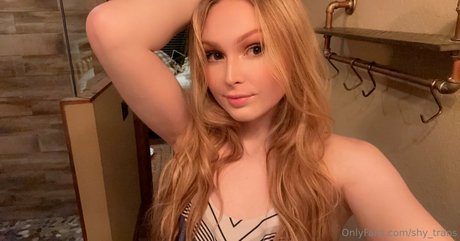 フラットオンリーファン xxx 画像