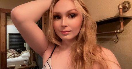 コスプレファックOnlyFans 限定 画像