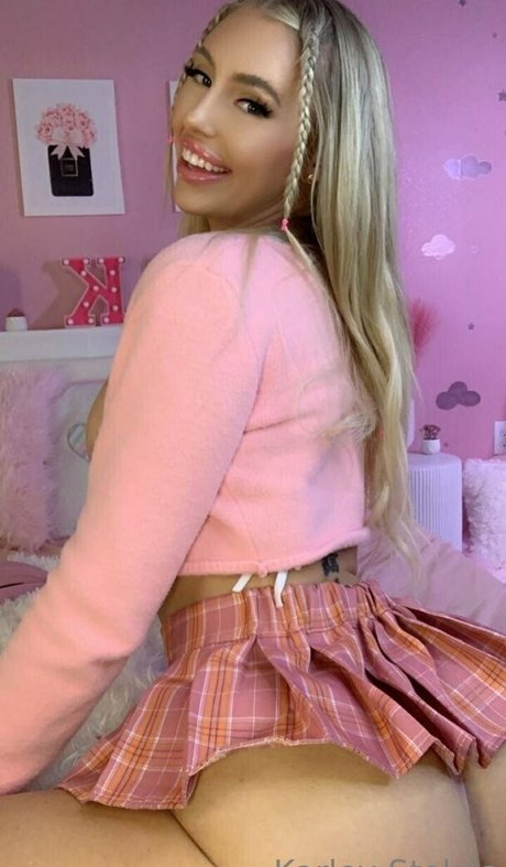 ブルネットの看護師OnlyFans 無料裸 画像