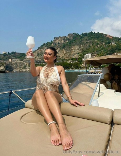 svettofficial ポルノスター 写真