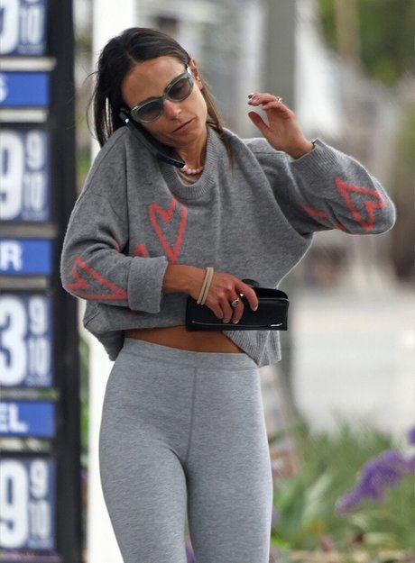 Jordana Brewster ヌードスター 画像