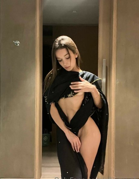 スムーズなOnlyFans セクシーヌード 写真