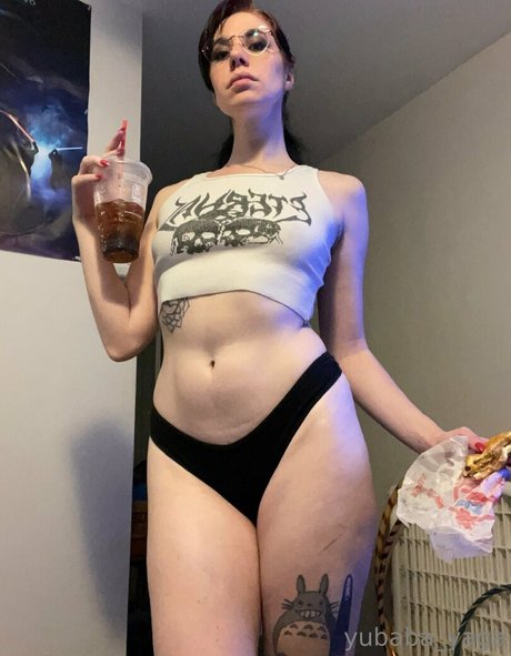 アジアの女性支配OnlyFans 裸 画像