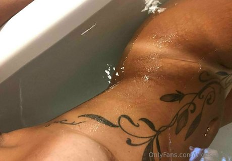 iridessa ok セックスモデル 画像