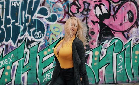 Steffi Landerer 裸モデル アーカイブ