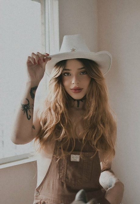 brezelinski ポルノスター 美しい 写真