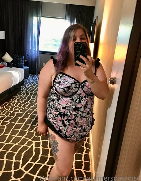 アジア人のタトゥー OnlyFans 素敵 写真