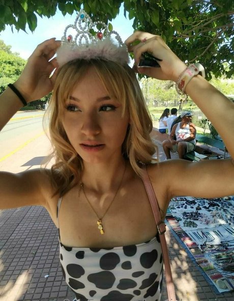 曲線美の赤毛OnlyFans ヌード ギャラリー