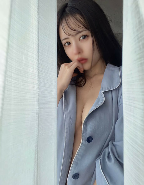 自然なお尻OnlyFans ヌード 写真