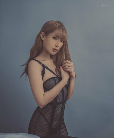 痩せたブロンドのOnlyFans ホット 画像