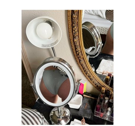 コスプレファックOnlyFans 美しい裸 写真