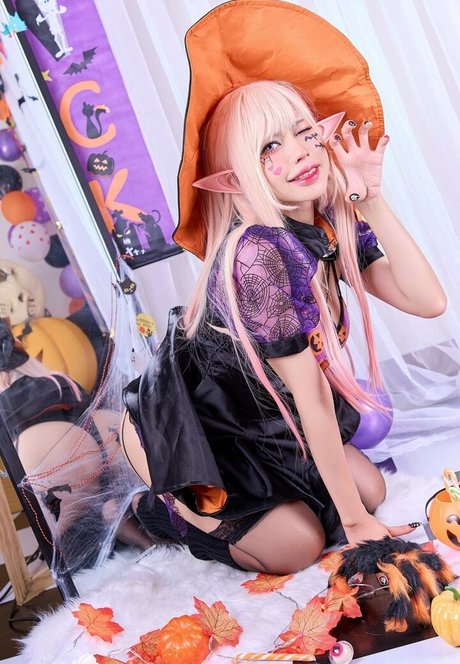 姉妹のOnlyFans セクシー裸 写真