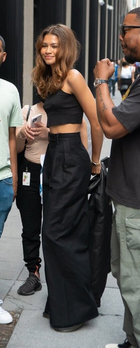 Zendaya セックスモデル 画像