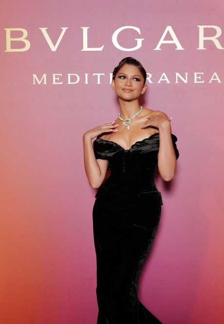 クソなOnlyFans セクシーヌード 写真