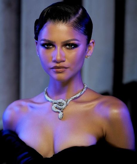 Zendaya ポルノスター 画像