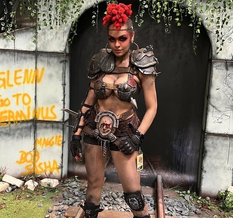 Lucidbelle アダルトモデル 写真